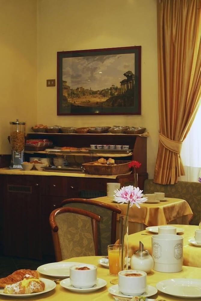 Hotel Argentina Roma Exterior foto