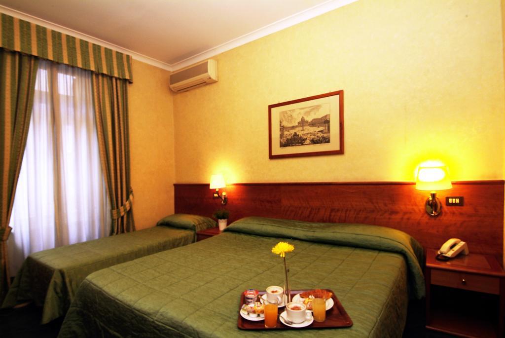 Hotel Argentina Roma Exterior foto