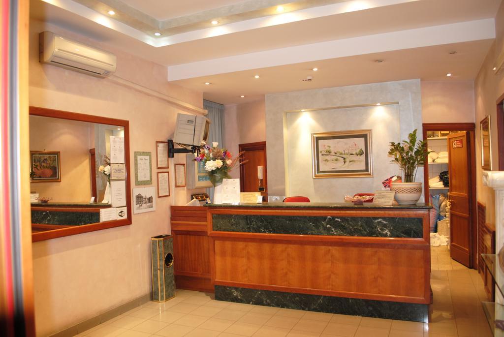 Hotel Argentina Roma Exterior foto