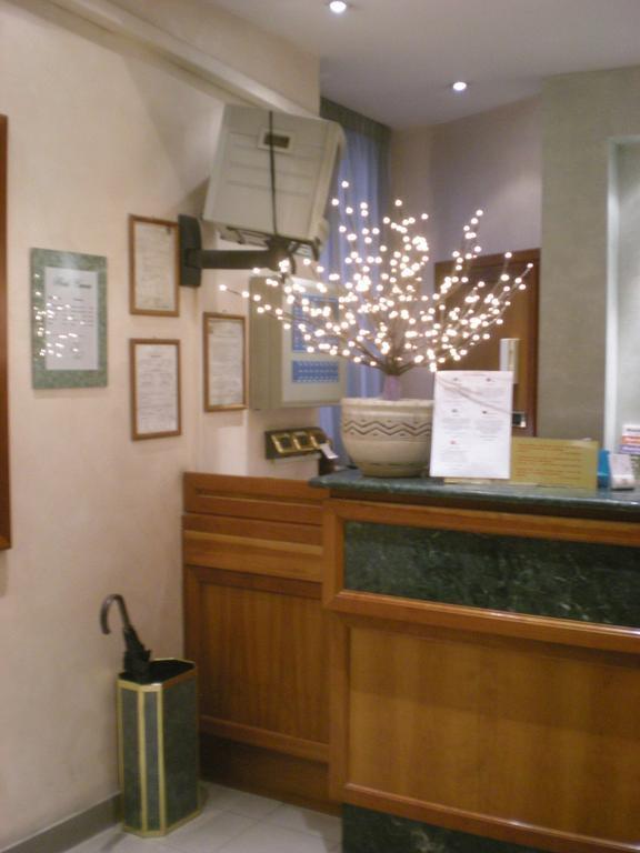 Hotel Argentina Roma Exterior foto